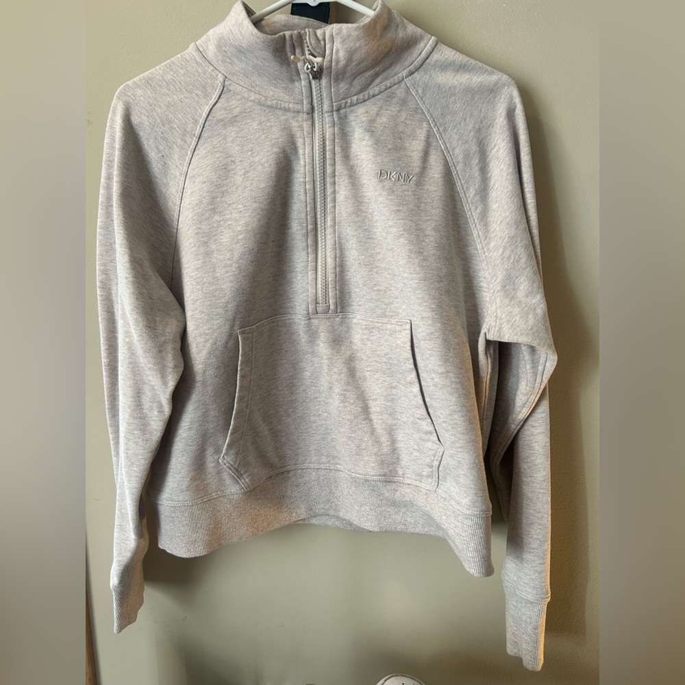 DKNY Light Gray Women's Pullover Sweater